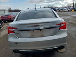 Chrysler 200 2012