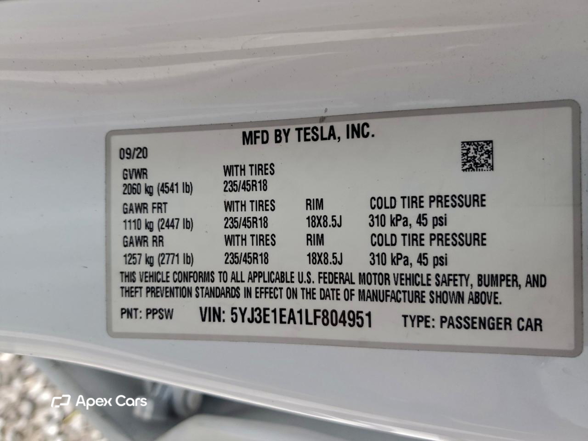 Tesla Model 3 2020