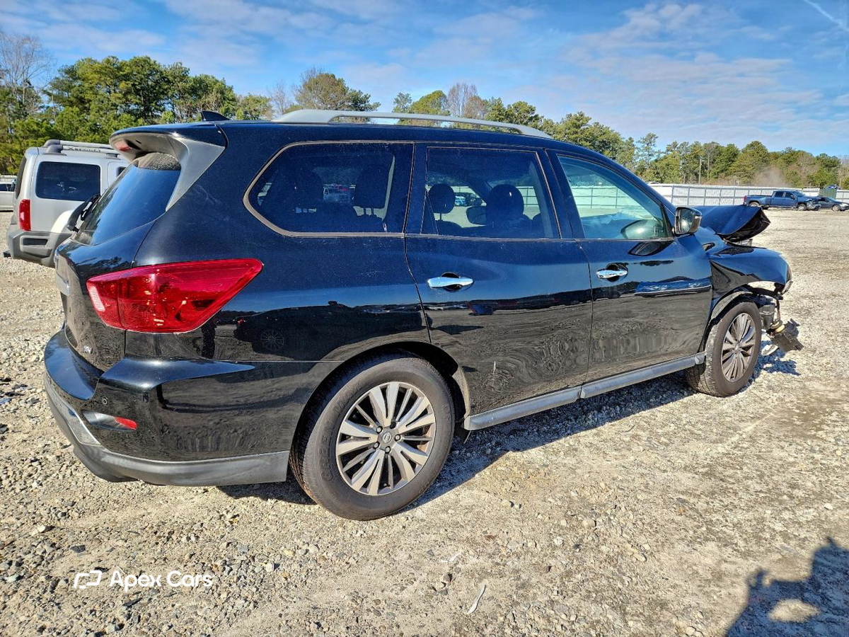 Nissan Pathfinder 2019