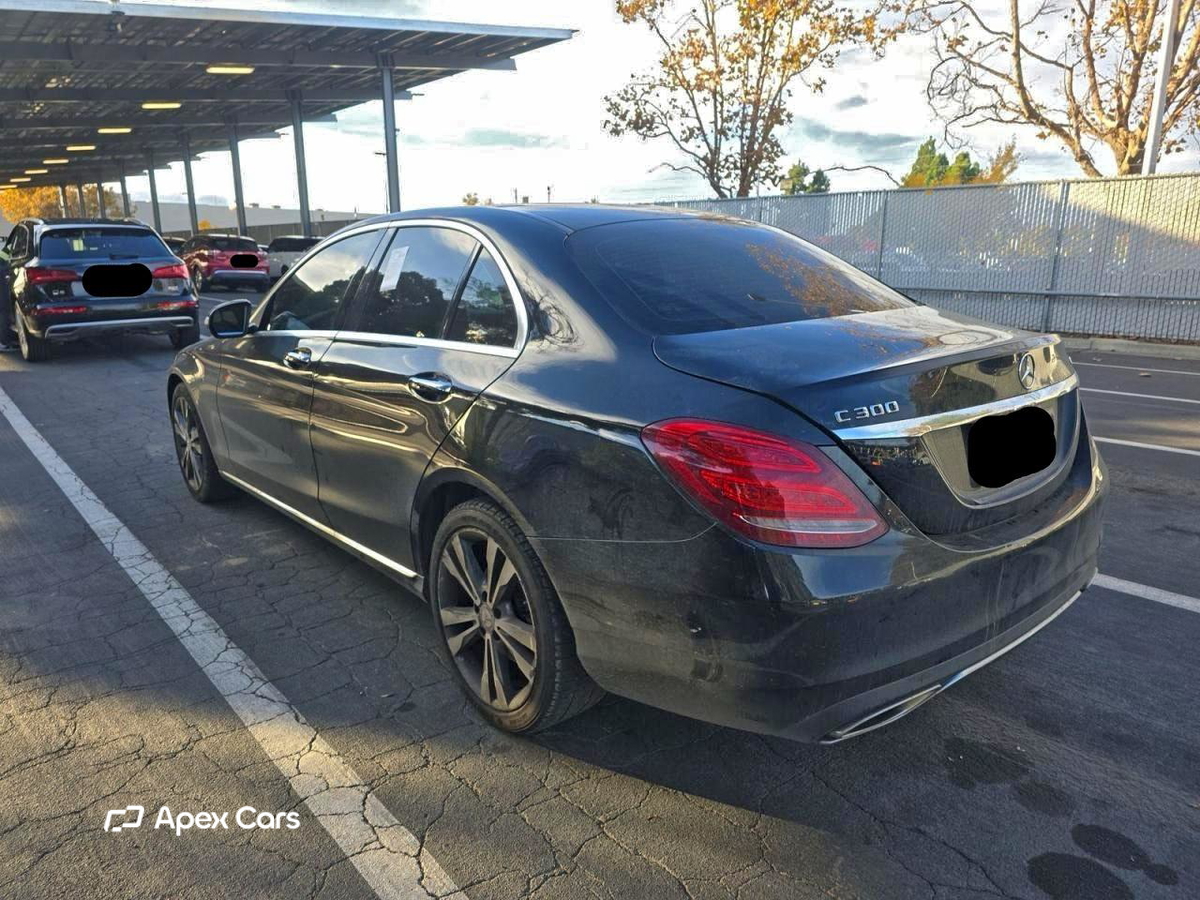 Mercedes-Benz  2015