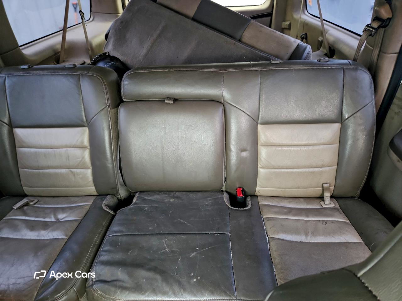 Ford Excursion 2004