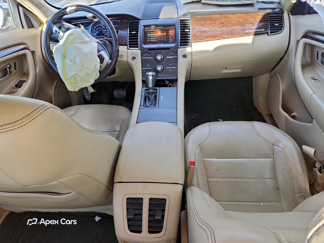 Ford Taurus 2015