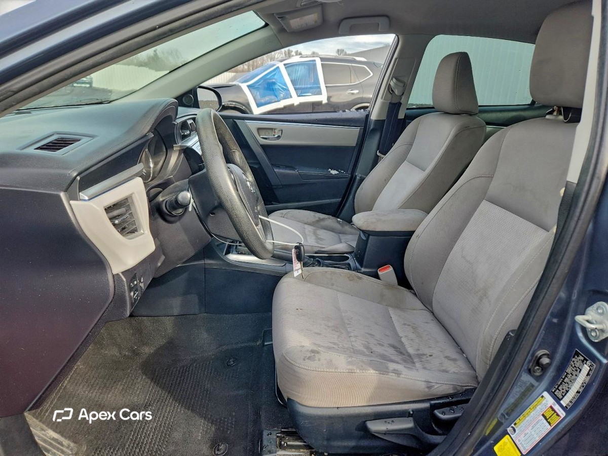 Toyota Corolla 2015