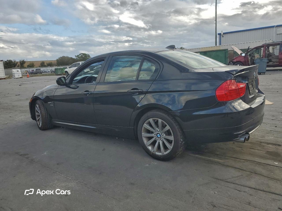 BMW Series 3 2011