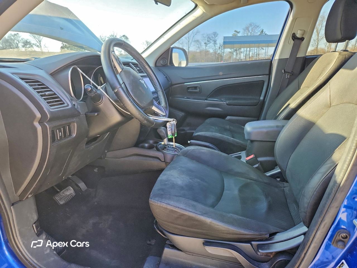Mitsubishi Outlander 2015