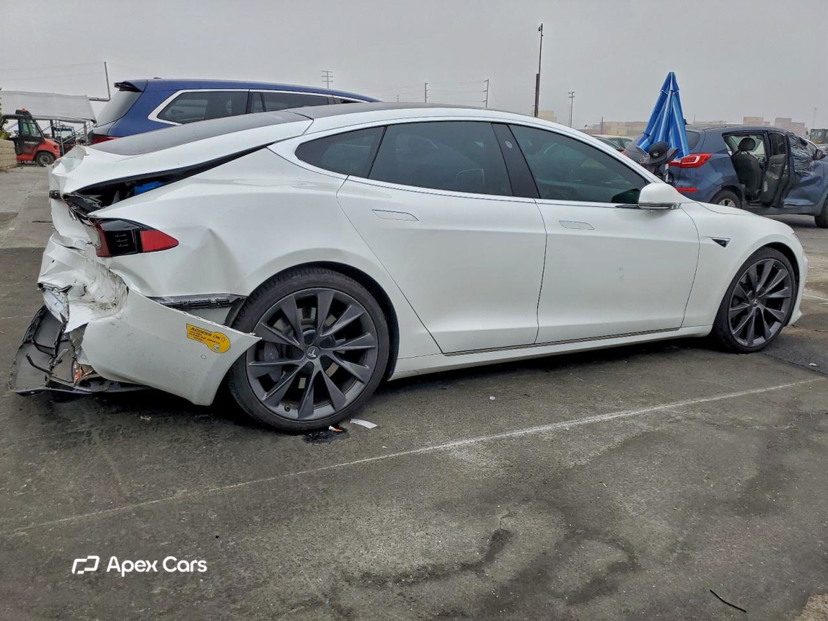 Tesla Model S 2018