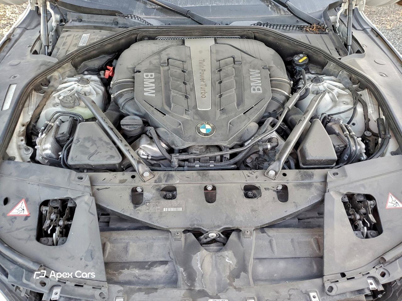 BMW Series 7 2015