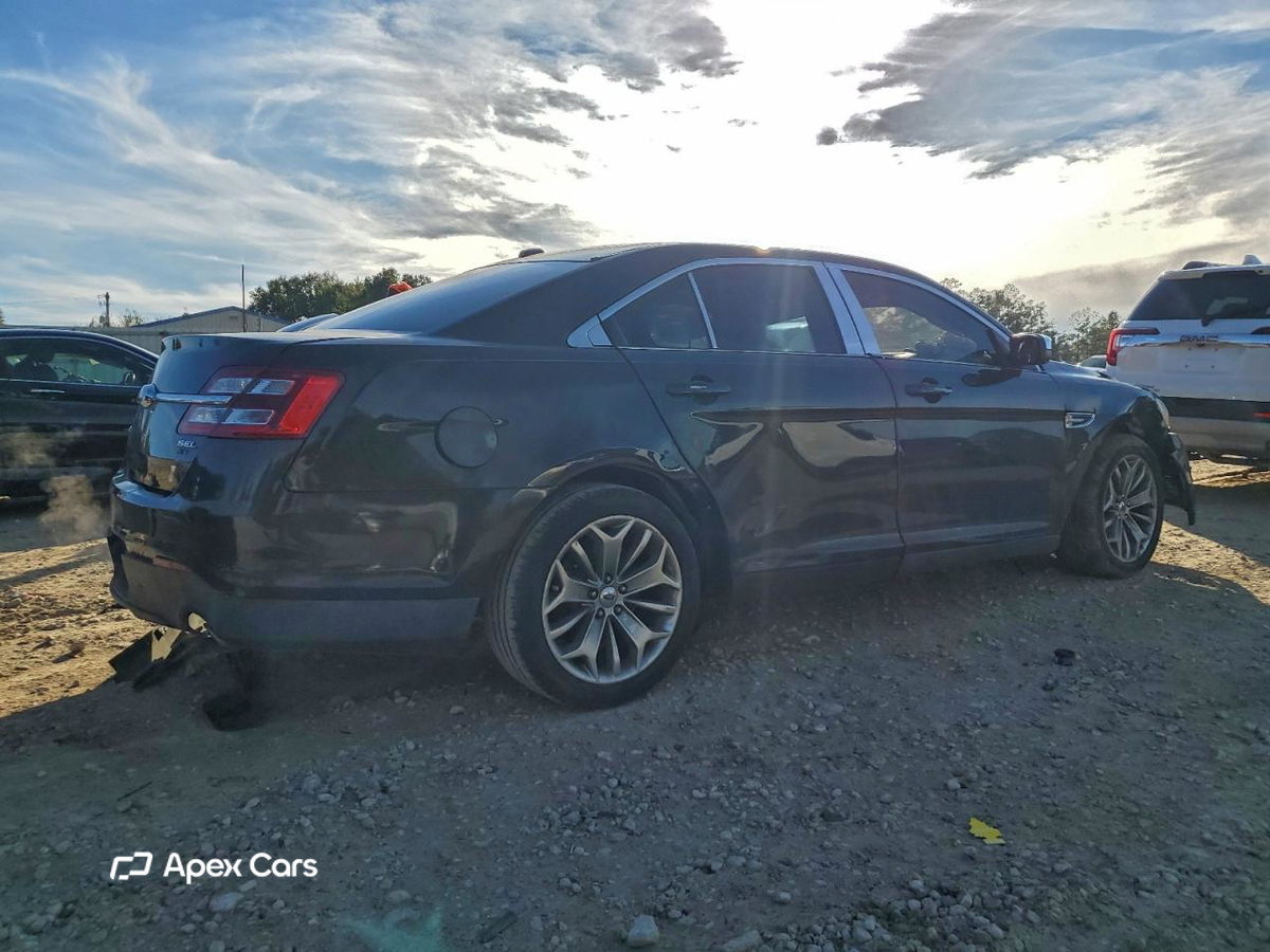 Ford Taurus 2015