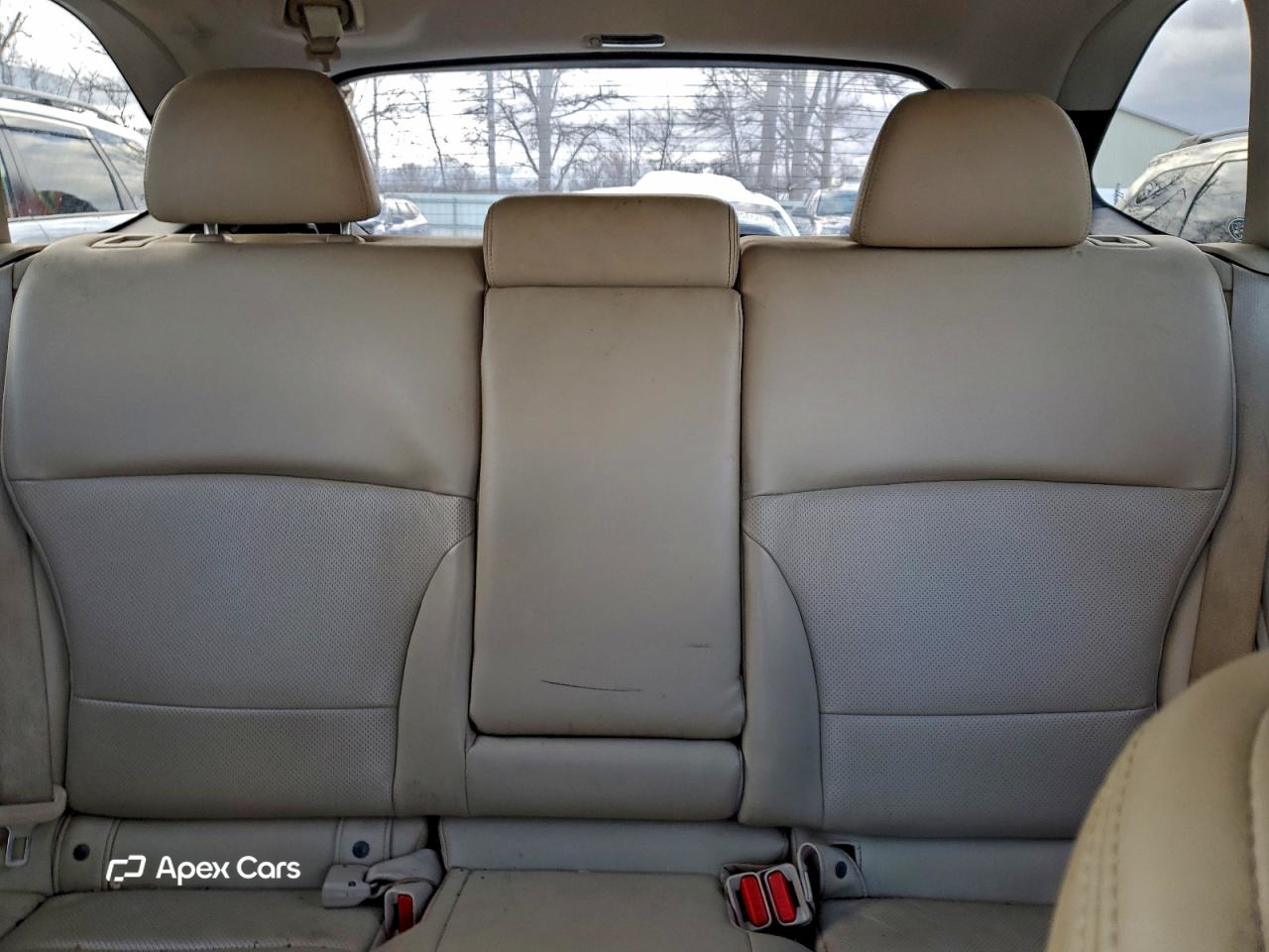 Subaru Outback 2015