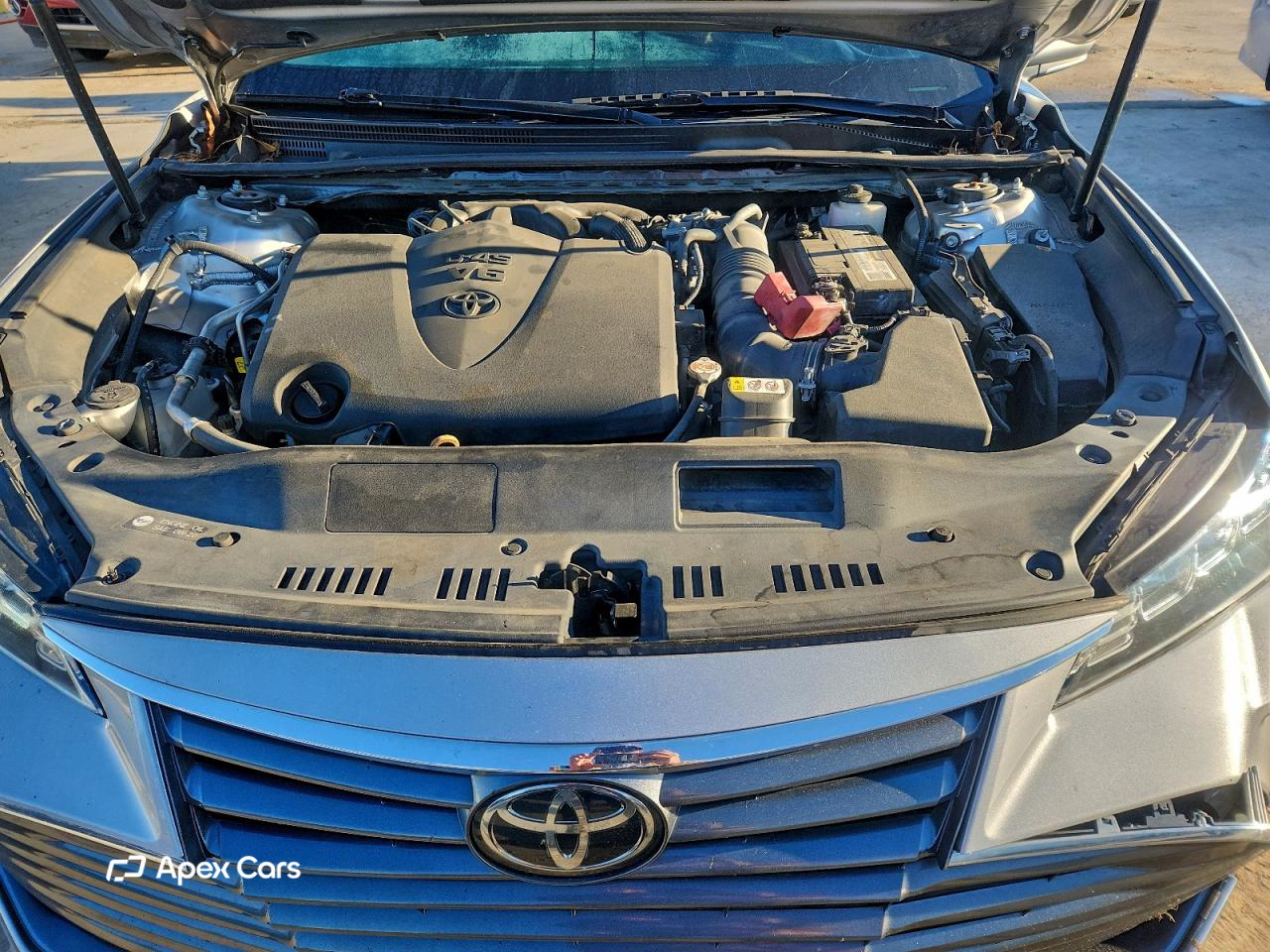 Toyota Avalon 2019