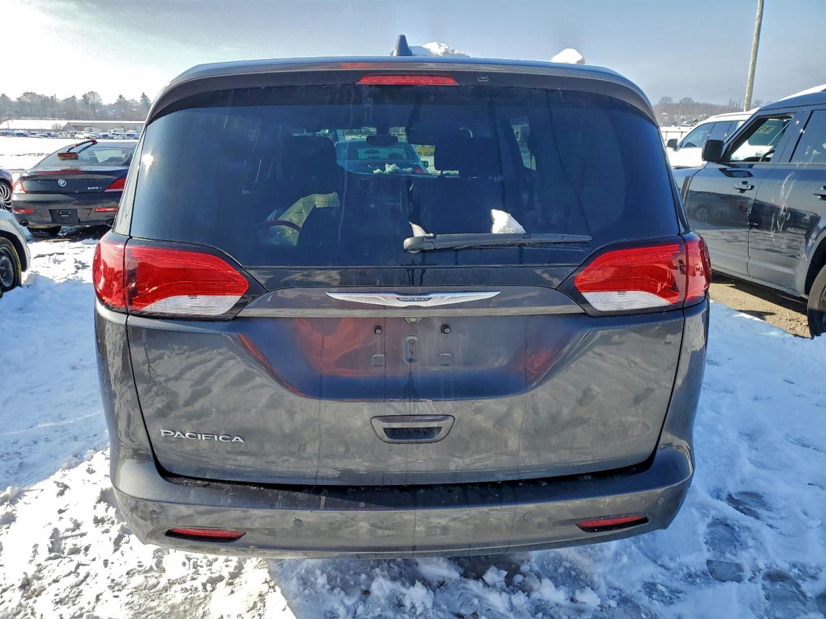 Chrysler Pacifica 2017