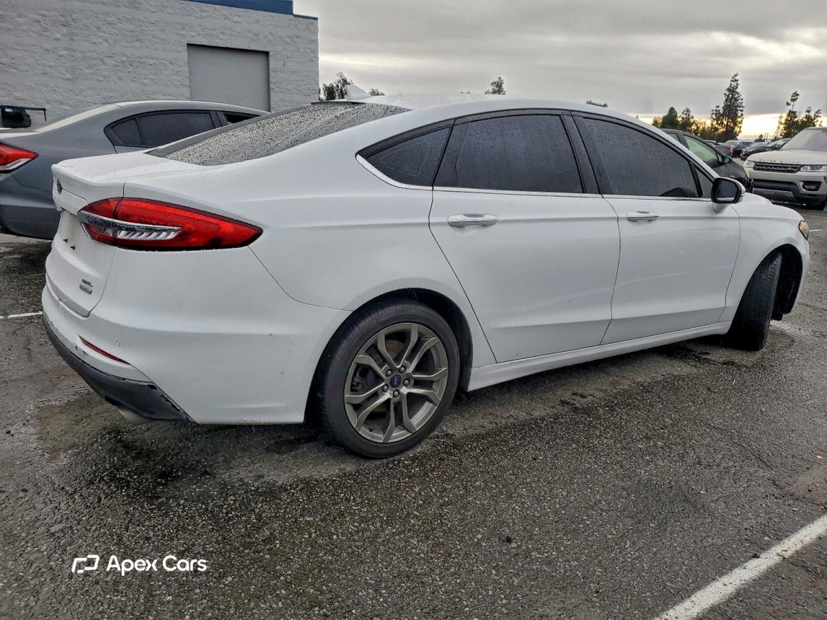 Ford Fusion 2020