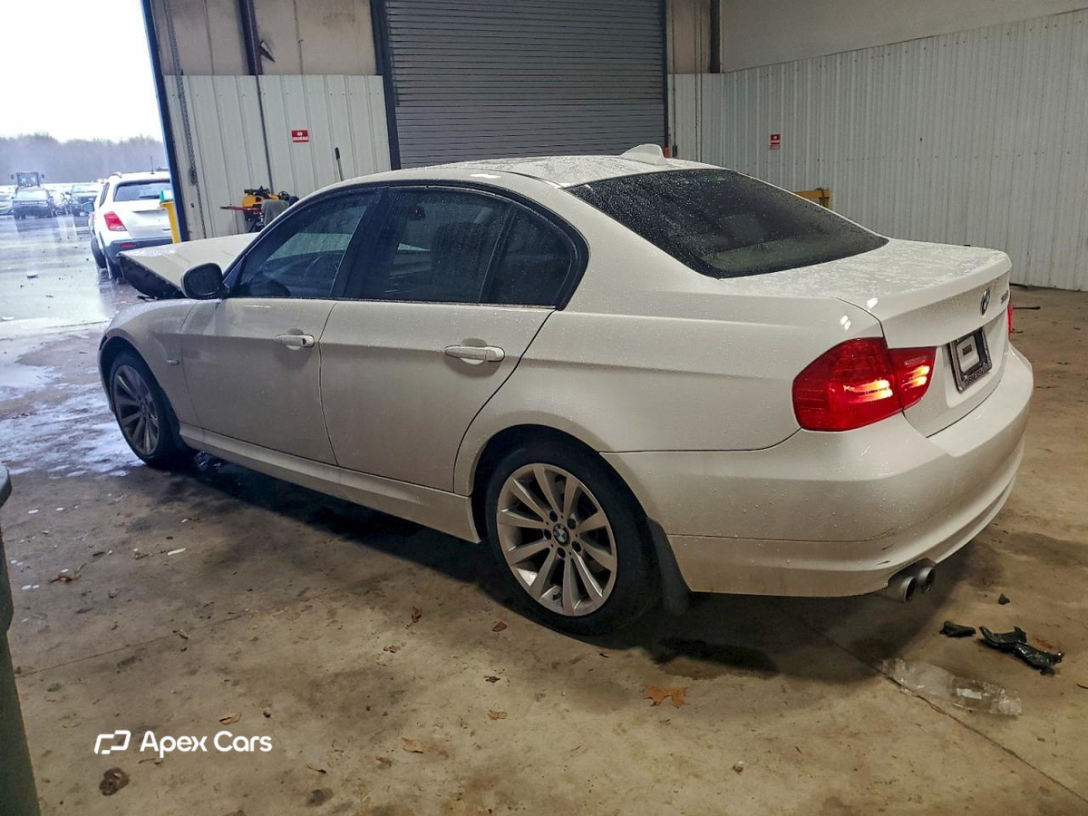 BMW Series 3 2011