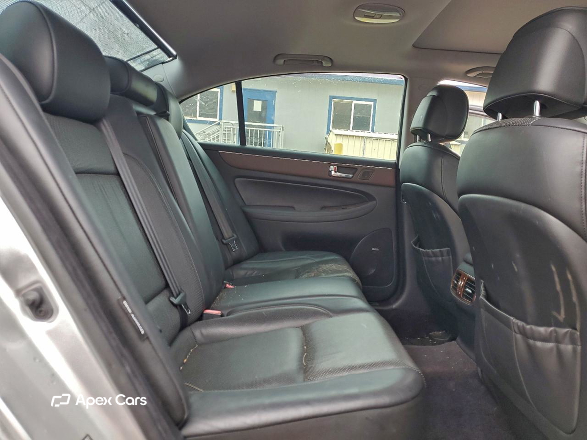 Hyundai Genesis 2009