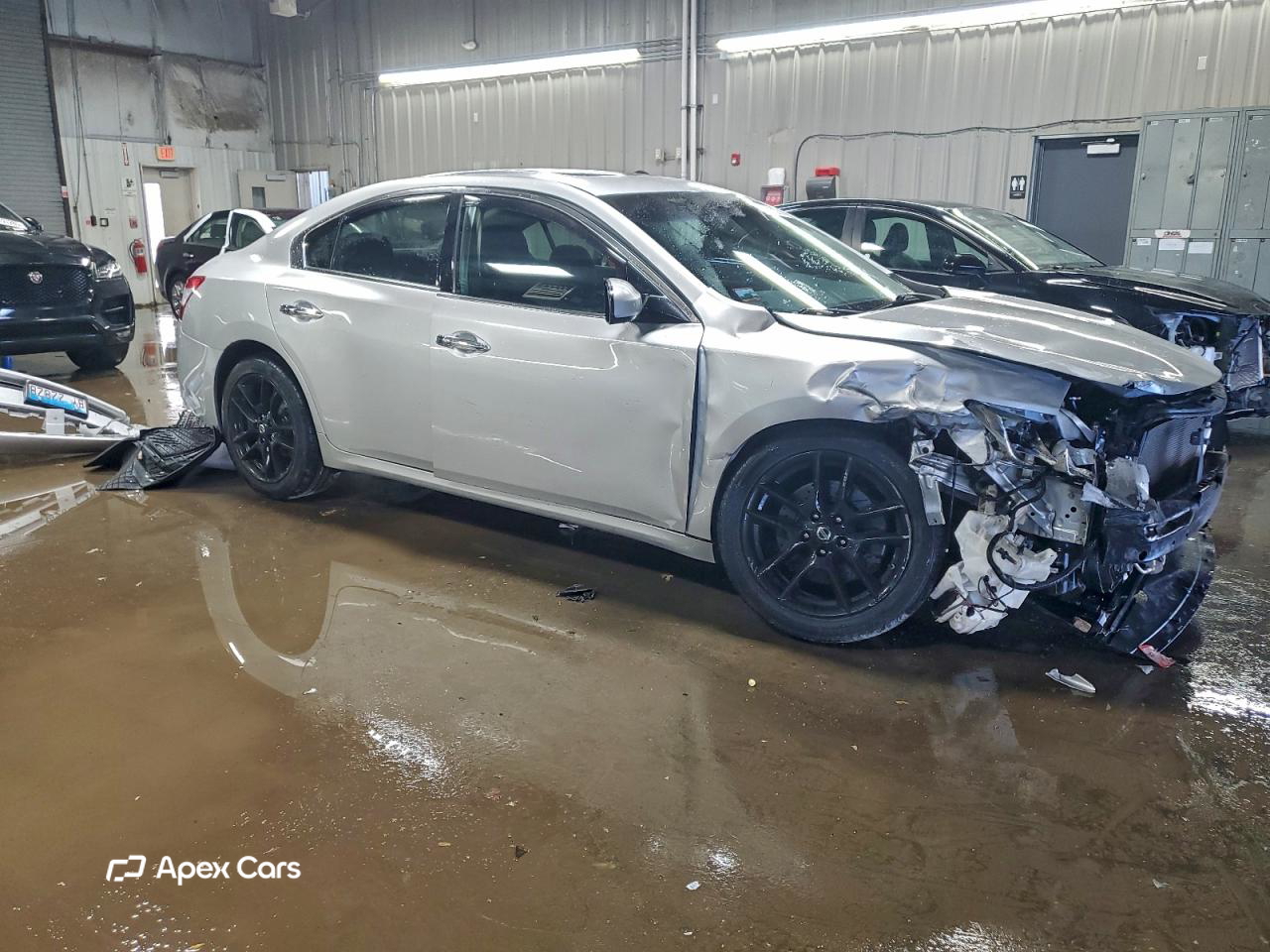 Nissan Maxima 2011