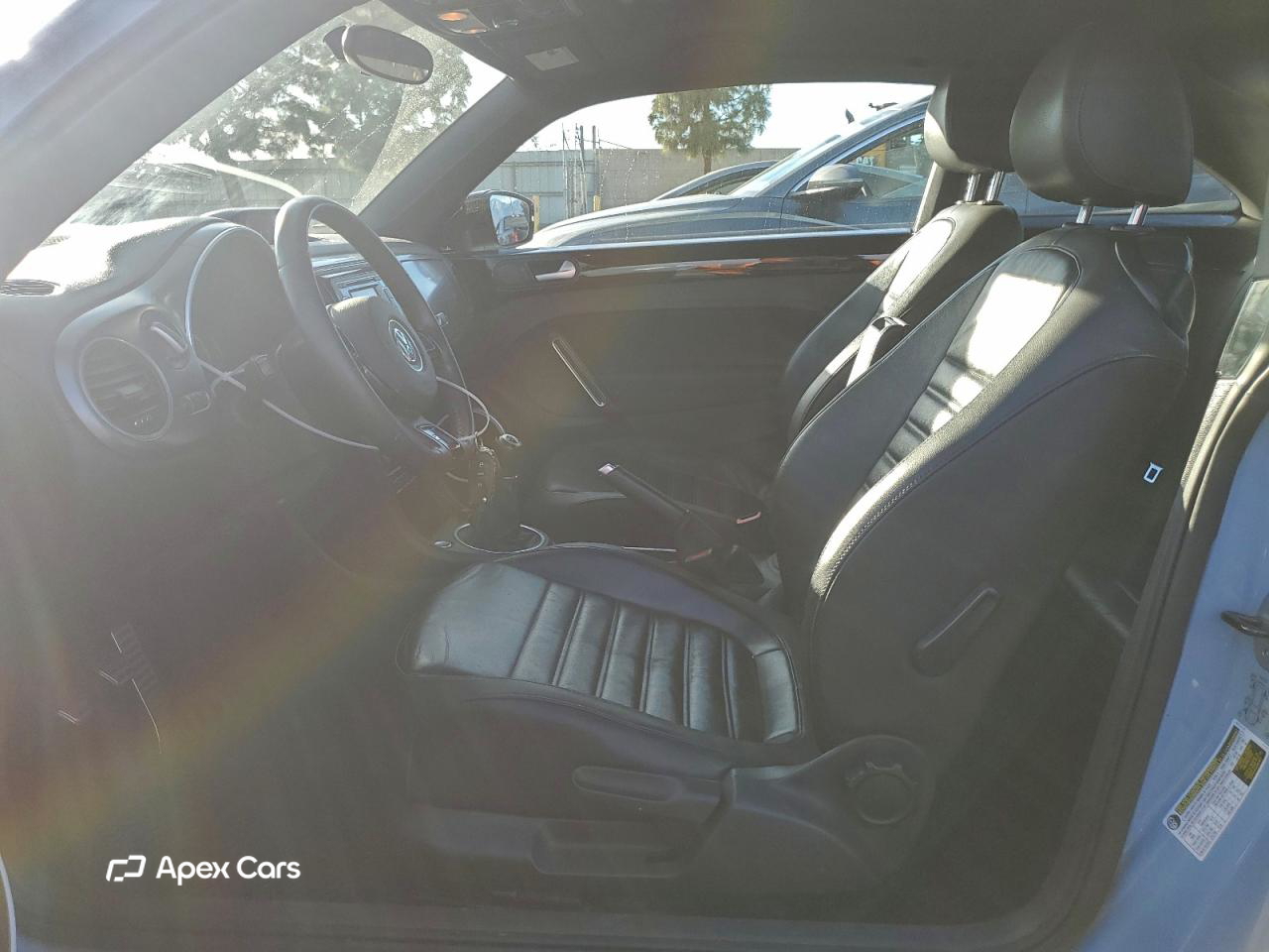 Volkswagen Beetle 2015
