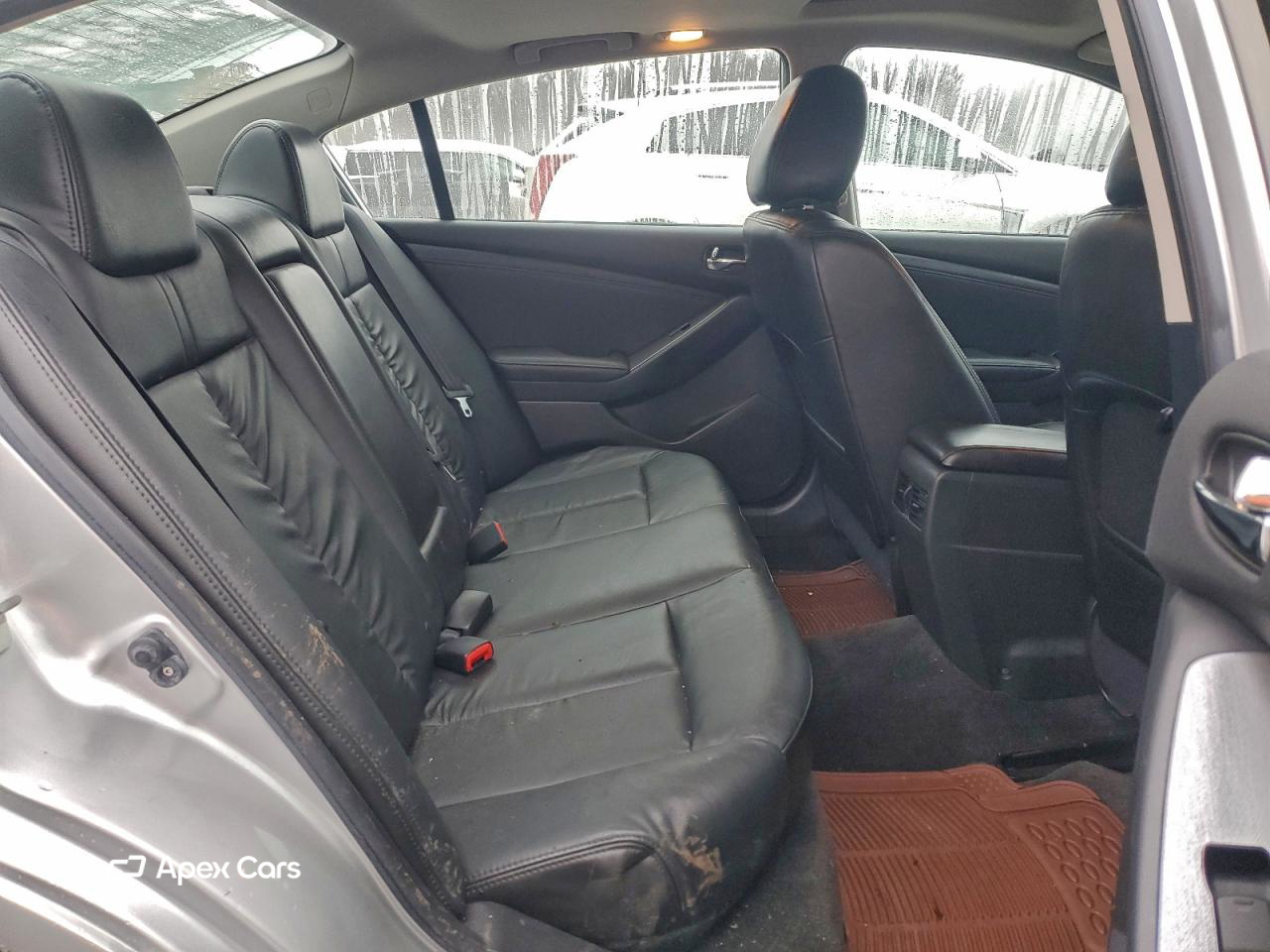 Nissan Altima 2011