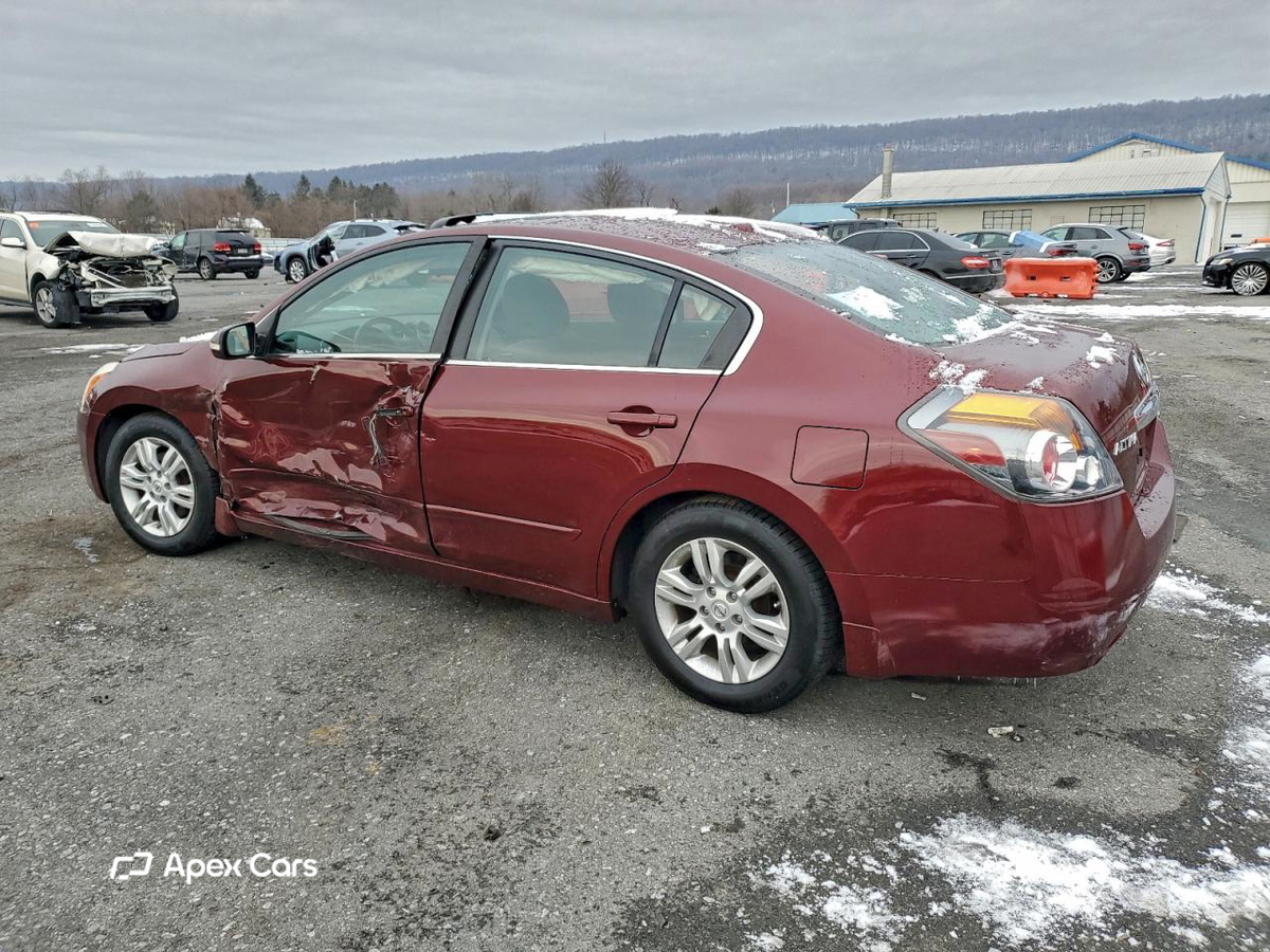 Nissan Altima 2012