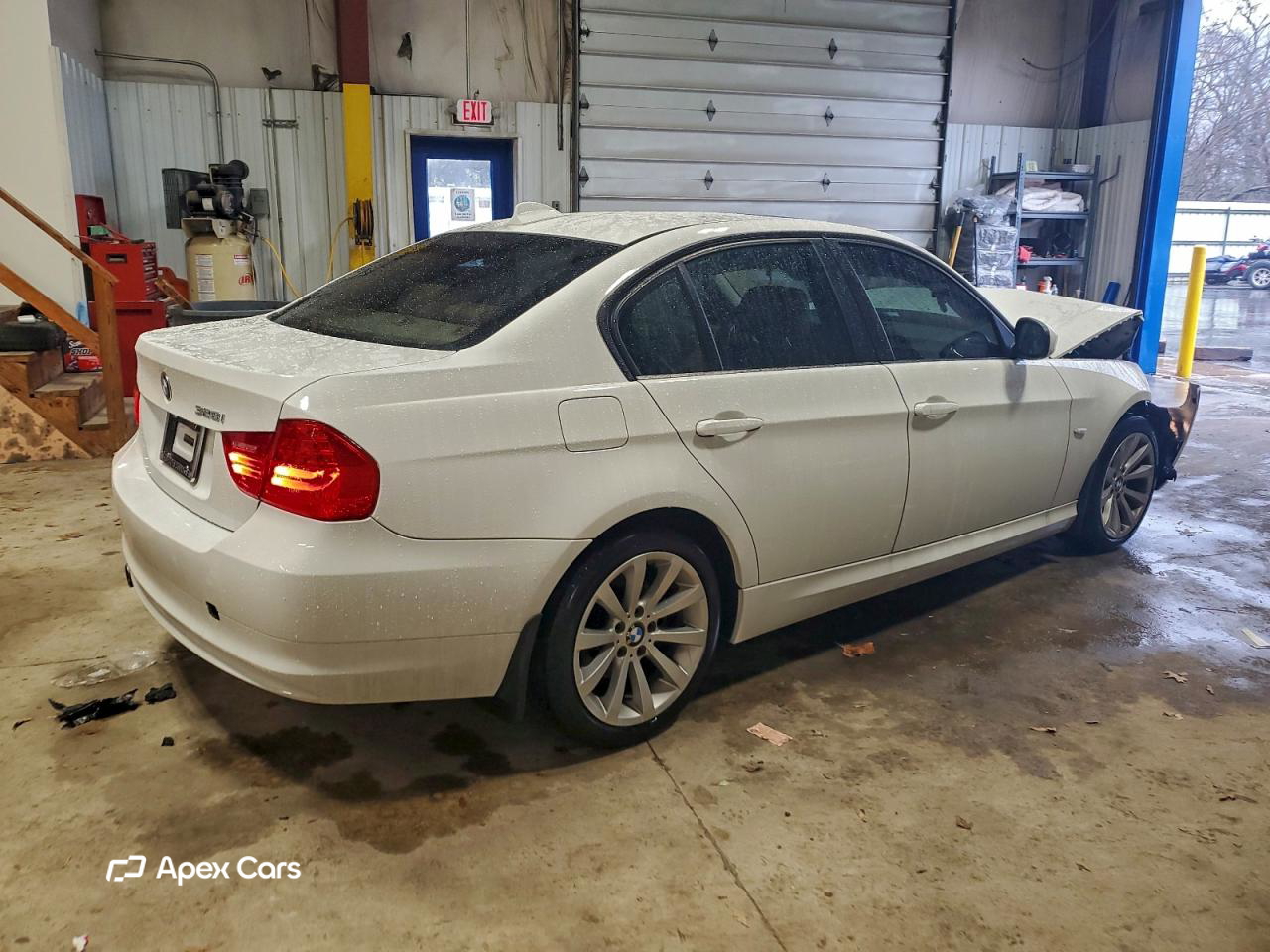 BMW Series 3 2011