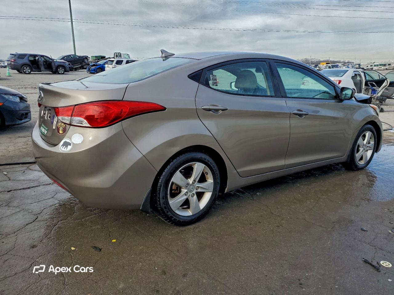 Hyundai Elantra 2013