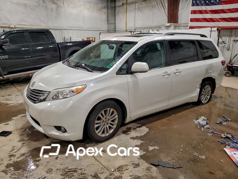 Toyota Sienna 2016 - Image 1 of 13