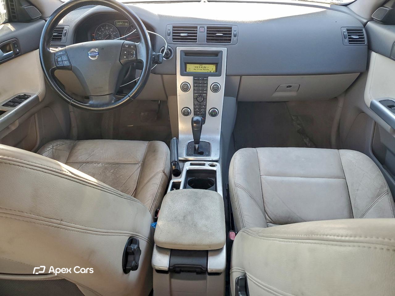 Volvo S40 2011