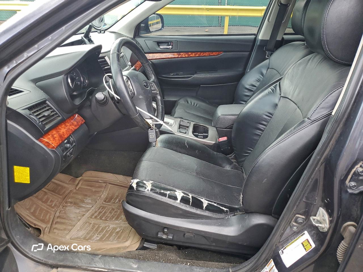 Subaru Outback 2012