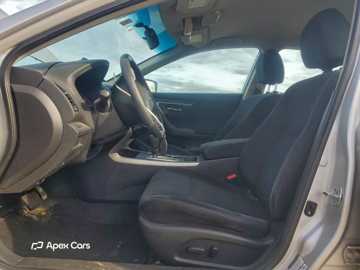 Nissan Altima 2015