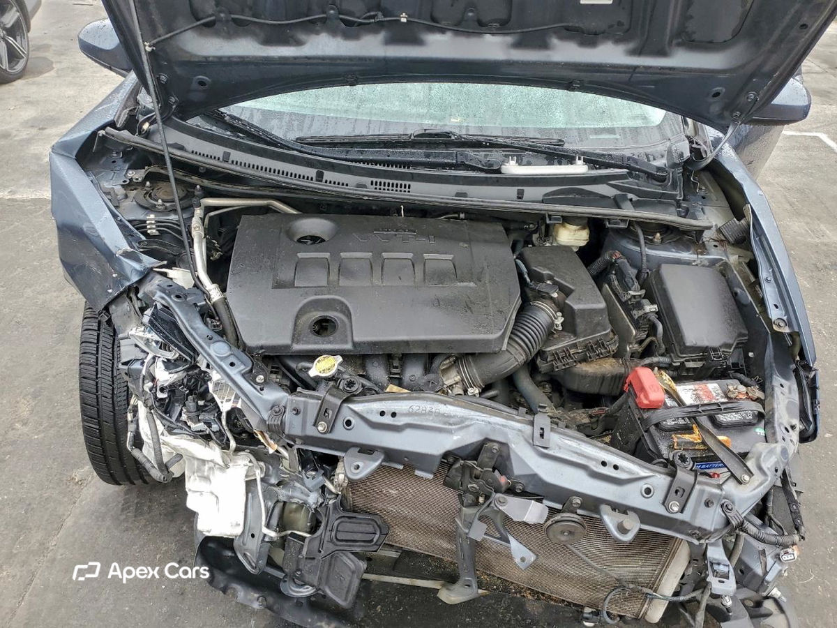 Toyota Corolla 2015