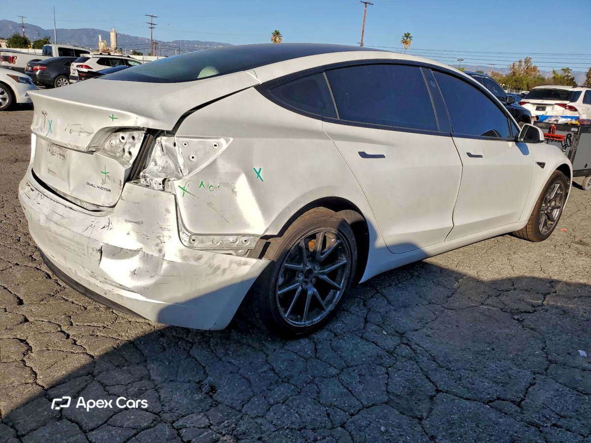 Tesla Model 3 2023