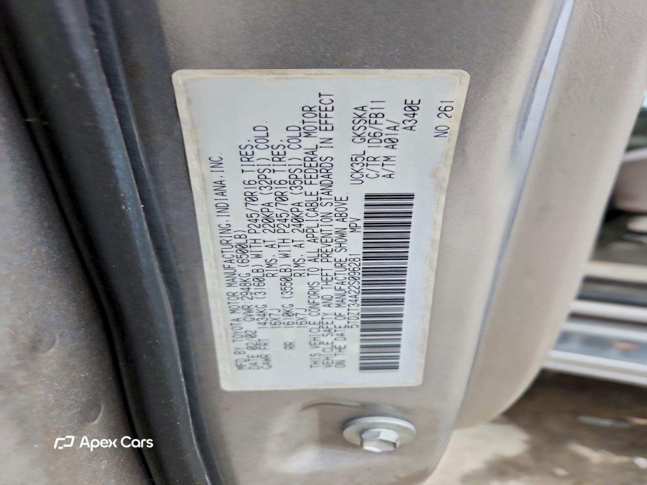Toyota Sequoia 2002
