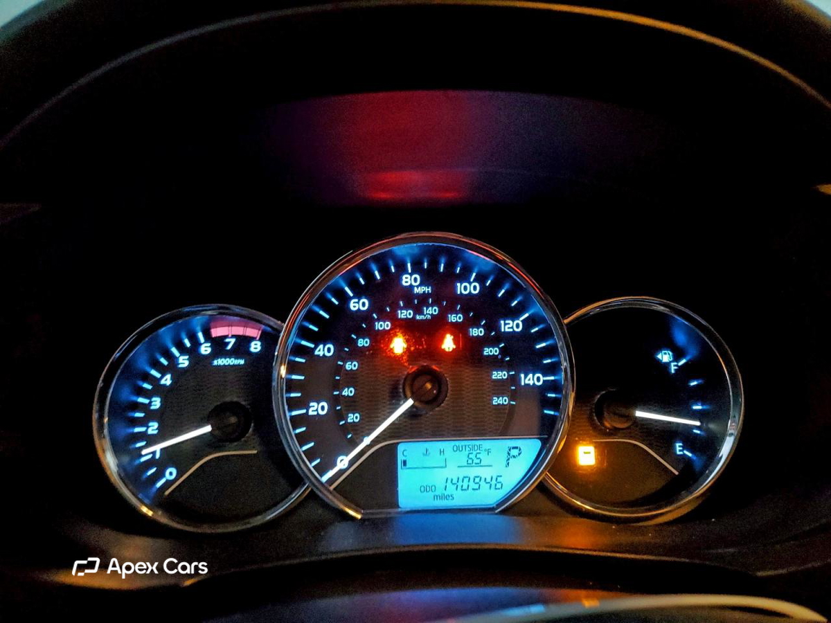Toyota Corolla 2015
