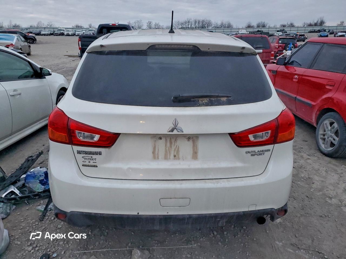 Mitsubishi Outlander 2016