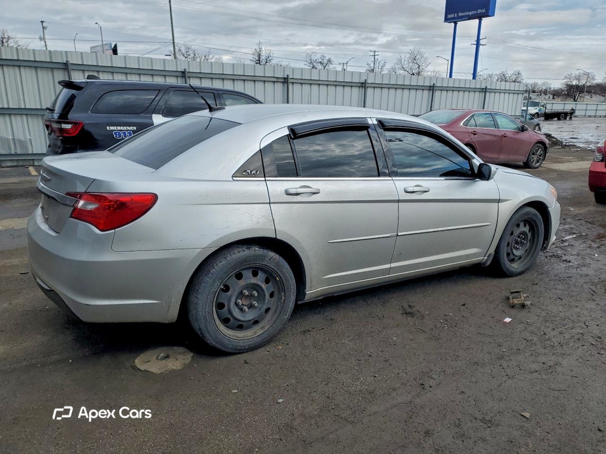 Chrysler 200 2012