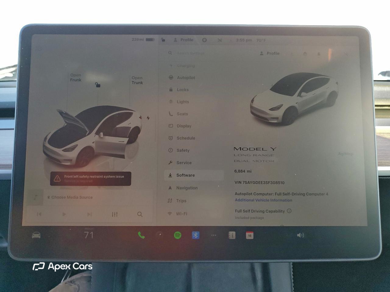 Tesla Model Y 2025