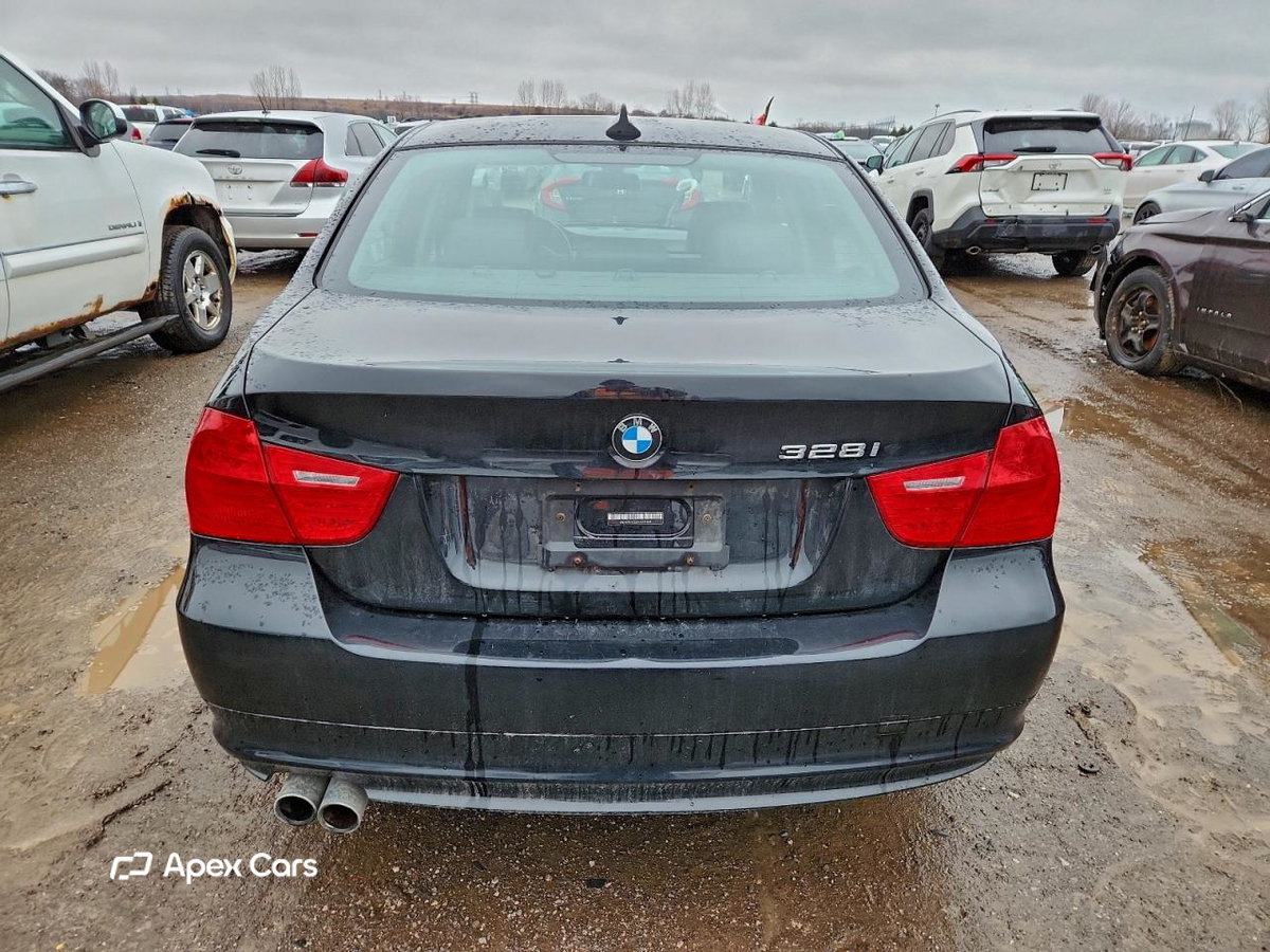 BMW Series 3 2010