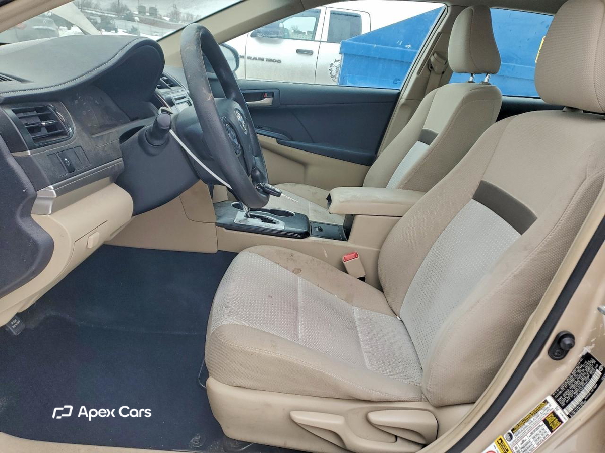 Toyota Camry 2012