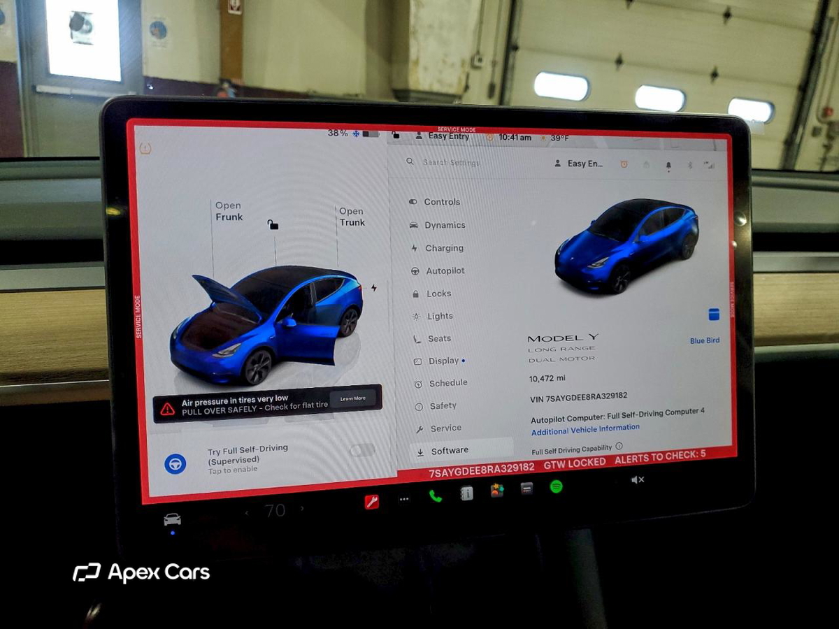 Tesla Model Y 2024