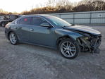 Nissan Maxima 2010