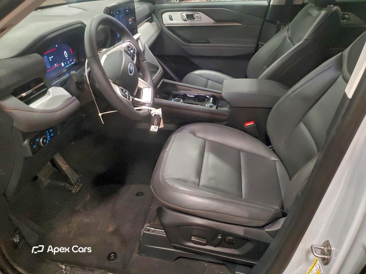 Ford Explorer 2025