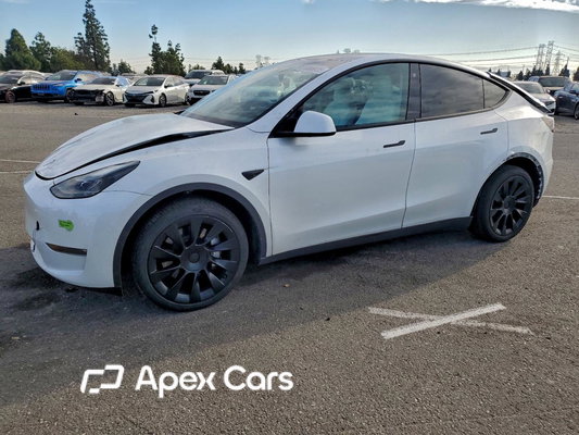 Tesla Model Y 2023 - Image 1 of 15
