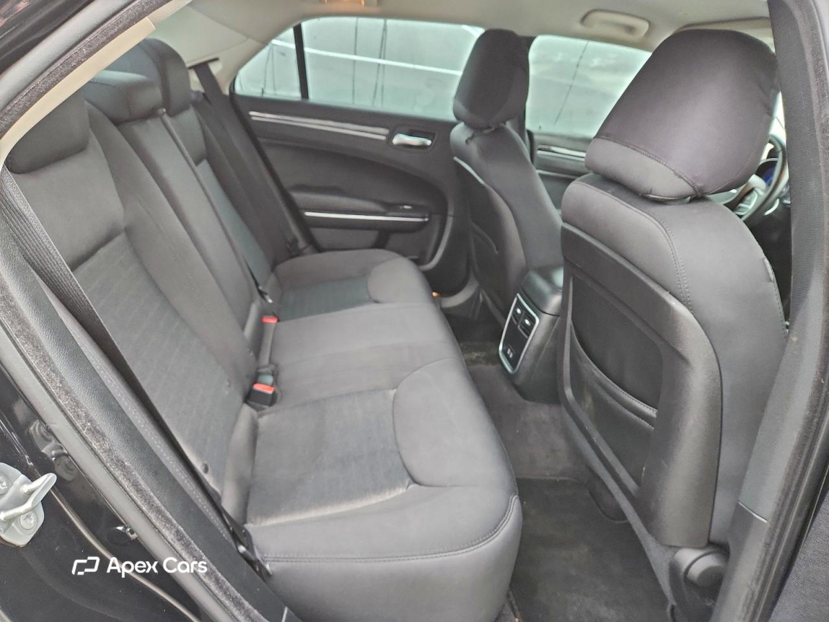 Chrysler 300 2018