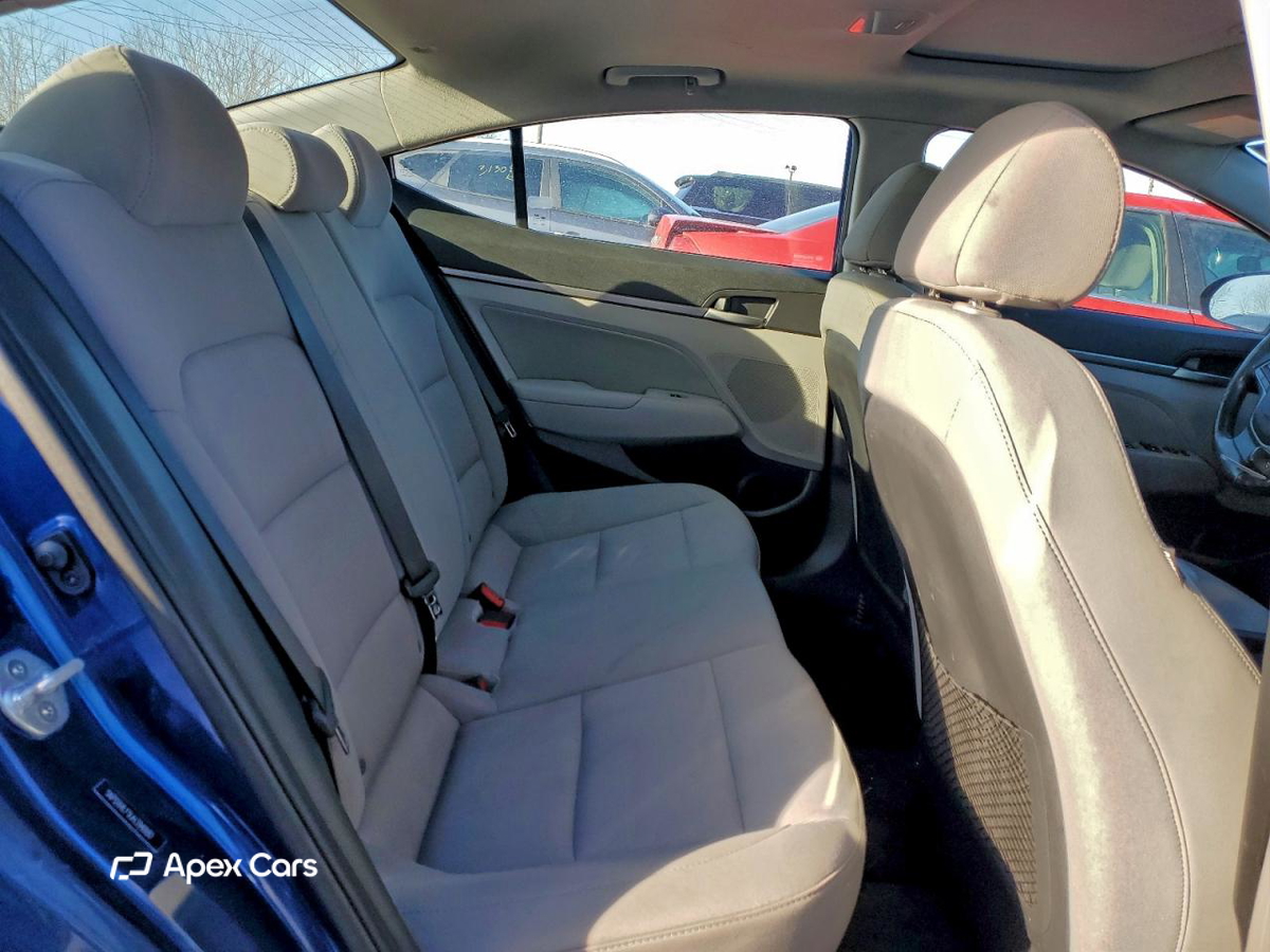 Hyundai Elantra 2018