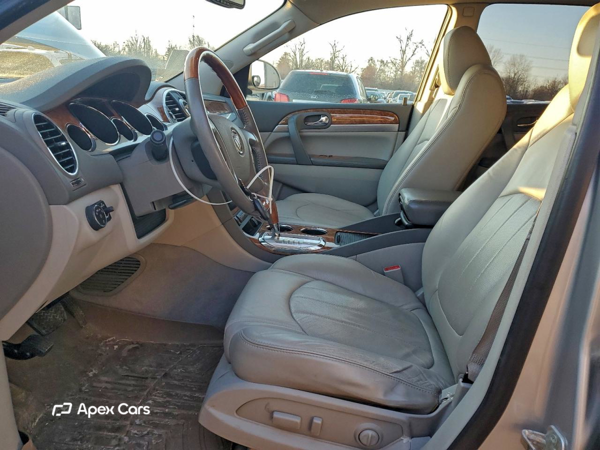 Buick Enclave 2011