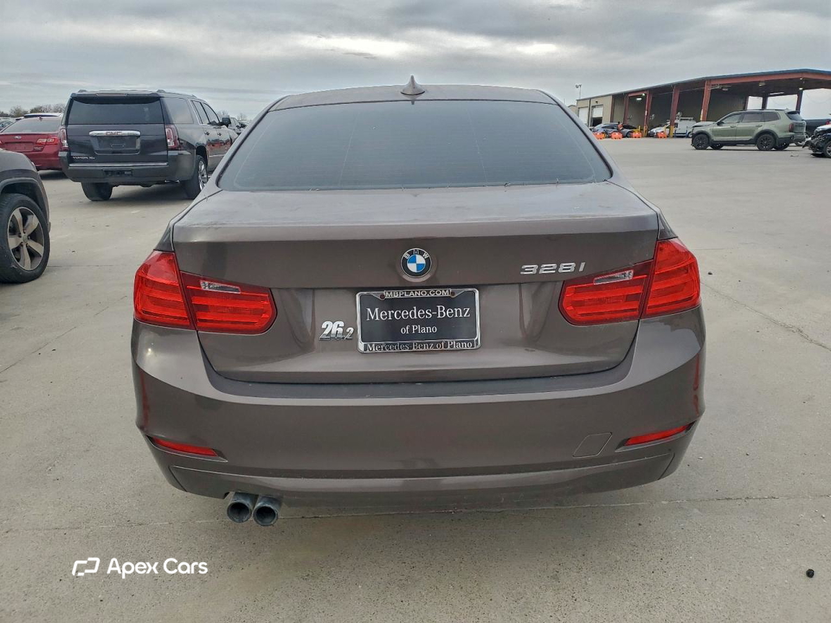 BMW Series 3 2012