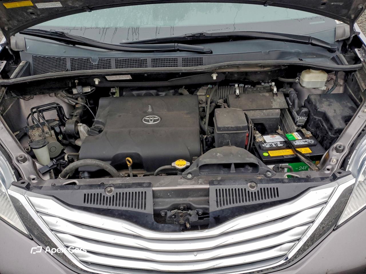 Toyota Sienna 2013
