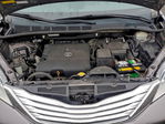 Toyota Sienna 2013