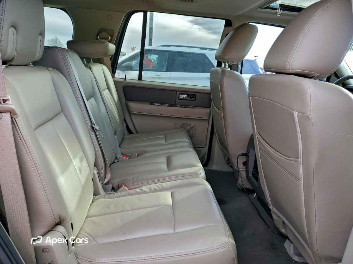 Ford Expedition 2010