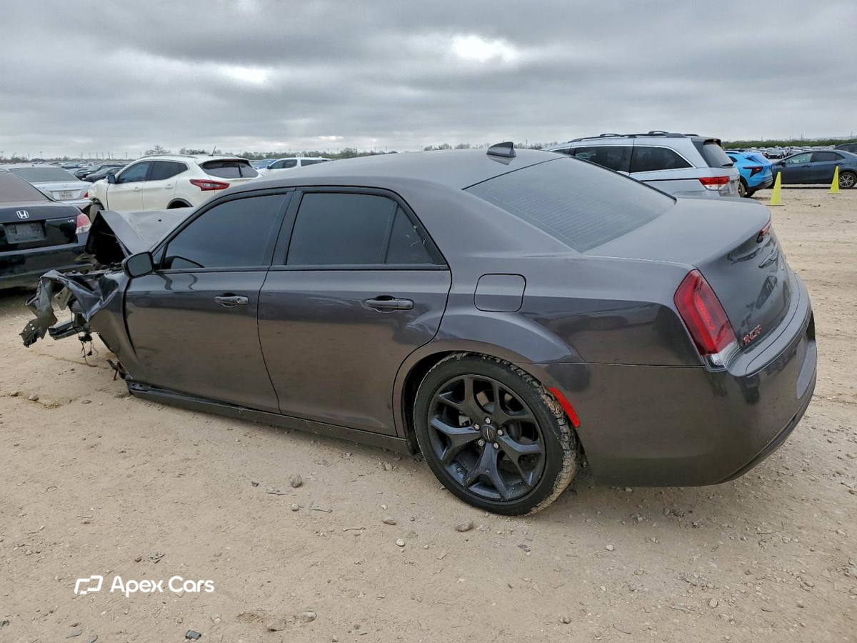Chrysler 300 2023