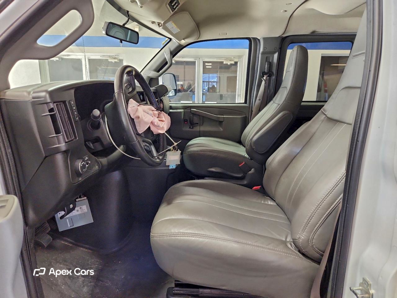 Chevrolet Express 2023